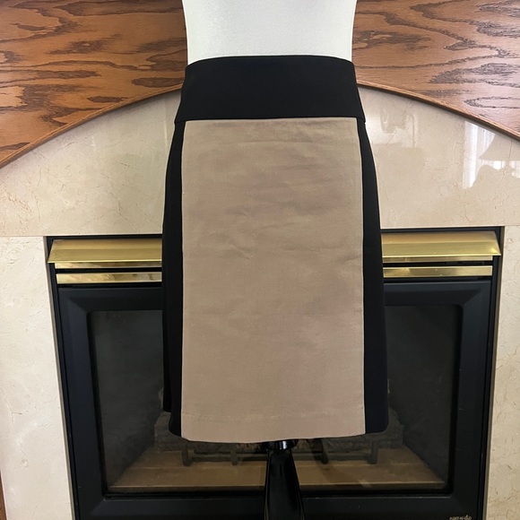 Banana Republic Dresses & Skirts - Banana Republic Tan Black‎ Colorblock Stretch Pencil Skirt Size 12